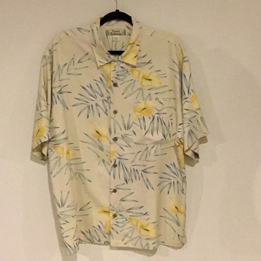 Tommy Bahama Men’s Tan Floral Silk SS Shirt Large